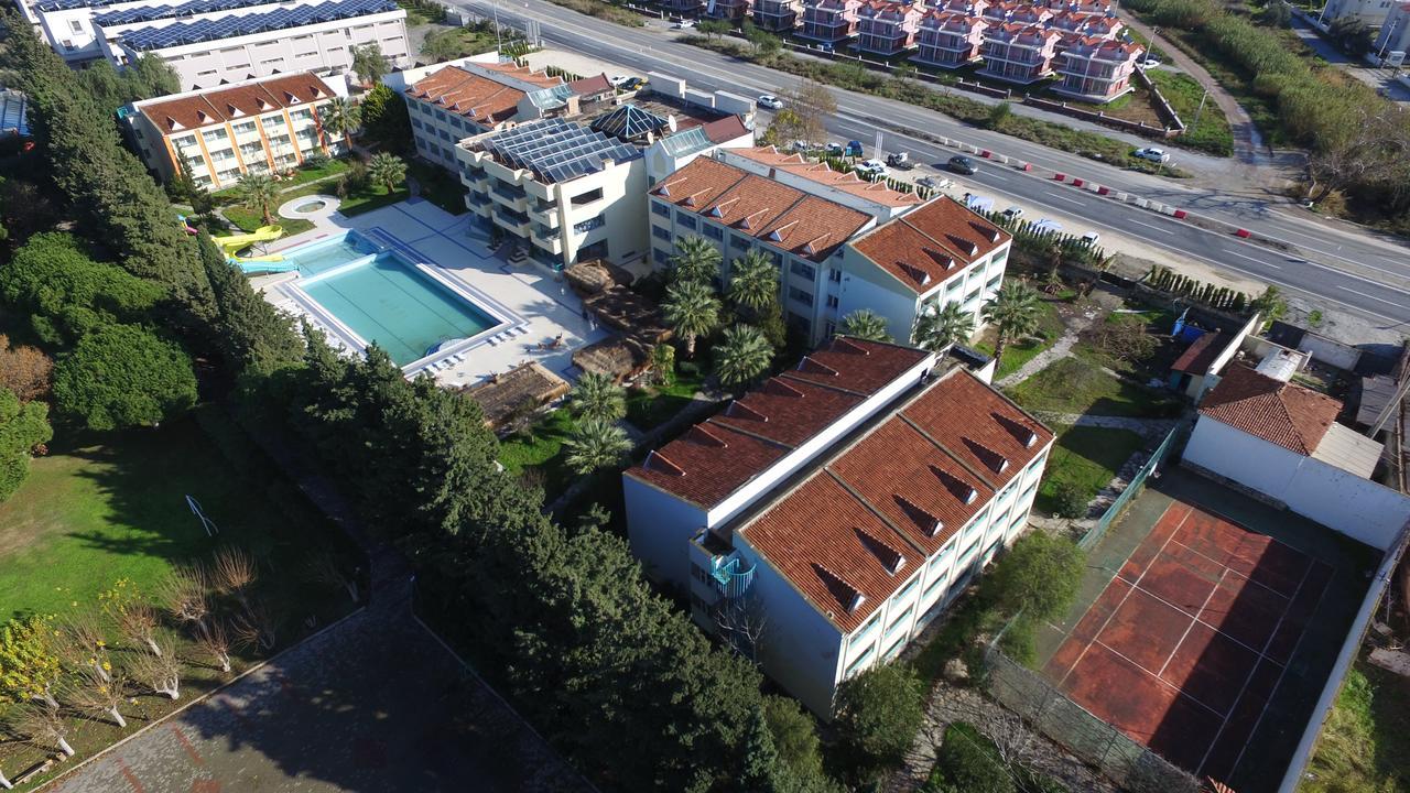 La Santa Maria Hotel Kusadası Exterior foto